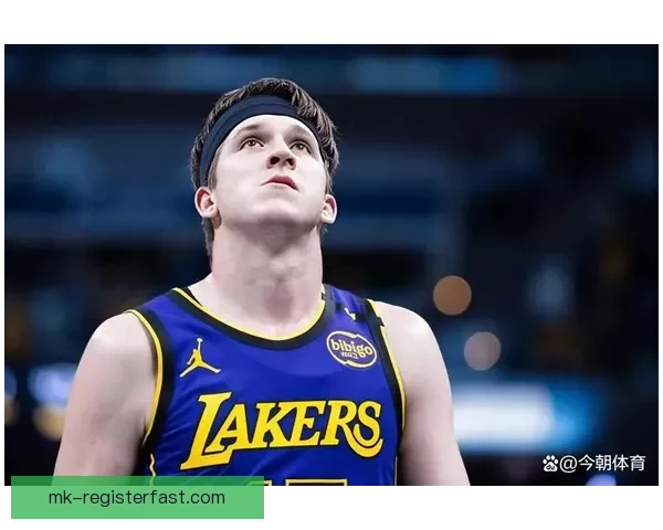 火箭冲击六连胜出征金州火媒解读首轮走势盼湖人需助雷霆发力关键